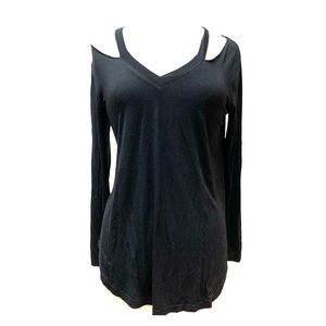 Black cold shoulder v-neck shirt
